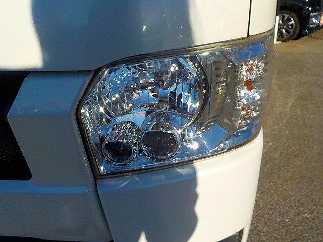 ハイエースバン ロングスーパーＧＬ☆ディーゼルターボ☆４ＷＤ☆キャリア付☆　アイバＷＯＲＫＳルーフキャリア・リアラダー・社外１７インチアルミ・ＬＥＤテール・ＲＥＣＡＲＯシート・前後ドラレコ・サブウーハー＆ツイーター・ＬＥＤオートライト・スマートキー・ＤＶＤ再生・ＢＴｏｏｔｈ（57枚目）