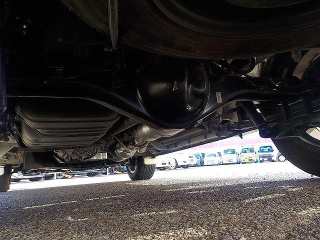 ハイエースバン ロングスーパーＧＬ☆ディーゼルターボ☆４ＷＤ☆キャリア付☆　アイバＷＯＲＫＳルーフキャリア・リアラダー・社外１７インチアルミ・ＬＥＤテール・ＲＥＣＡＲＯシート・前後ドラレコ・サブウーハー＆ツイーター・ＬＥＤオートライト・スマートキー・ＤＶＤ再生・ＢＴｏｏｔｈ（71枚目）