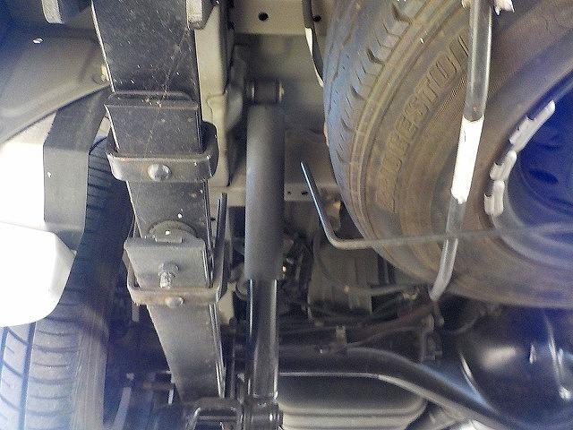 ハイエースバン ロングスーパーＧＬ☆ディーゼルターボ☆４ＷＤ☆キャリア付☆　アイバＷＯＲＫＳルーフキャリア・リアラダー・社外１７インチアルミ・ＬＥＤテール・ＲＥＣＡＲＯシート・前後ドラレコ・サブウーハー＆ツイーター・ＬＥＤオートライト・スマートキー・ＤＶＤ再生・ＢＴｏｏｔｈ（73枚目）