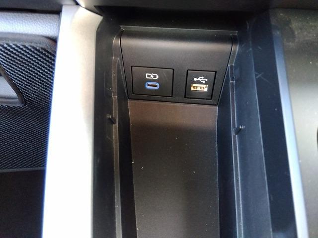 ヴォクシー 後期型☆ＨＶ－ＳＺ☆後期型☆１０型ナビ１４型後席Ｍ☆試乗ＯＫ　後期型☆１０型ナビ☆ＨＤＭＩ☆全方位カメラ☆１４型フリップダウンモニター☆リモートパーク自動駐車☆デジタルインナーミラー☆半革＆ヒーター☆プリクラッシュ☆操舵支援☆ＥＴＣ２．０☆走行２．５万☆試乗ＯＫ（70枚目）