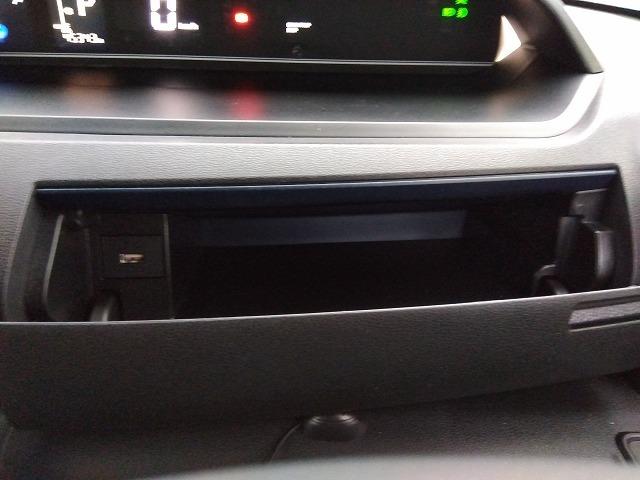 タント カスタムＲＳ☆ツートンカラー☆修復無☆評価４．５点☆禁煙車☆　ワイドナビ・ＤＶＤ再生・ＢＴｏｏｔｈ・Ｂカメラ・ハーフレザー＆ヒーター・クリアランスソナー・スマートアシスト・レーンディパーチャー・電子パーキング・ＬＥＤオートハイビーム・両パワスラ・ツートンカラー（68枚目）