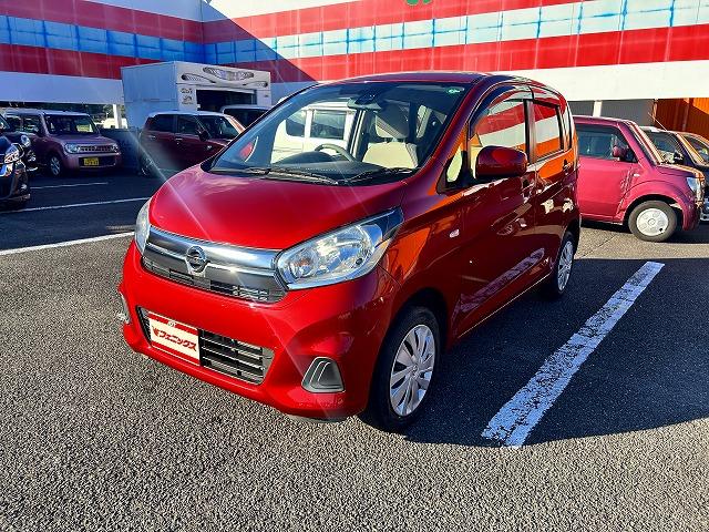 デイズ Ｊ　☆修復歴無し☆禁煙車☆実走行９千キロ☆試乗ＯＫ☆　☆ナビ☆Ｂｌｕｅｔｏｏｔｈ☆音楽録音☆ＣＤ・ＤＶＤ・ＳＤ再生☆ステアリモコン☆フルセグＴＶ☆エマージェンシーブレーキ☆電格ミラー☆キーレスキー☆Ｗエアバック☆試乗できます☆（3枚目）