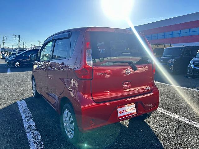 デイズ Ｊ　☆修復歴無し☆禁煙車☆実走行９千キロ☆試乗ＯＫ☆　☆ナビ☆Ｂｌｕｅｔｏｏｔｈ☆音楽録音☆ＣＤ・ＤＶＤ・ＳＤ再生☆ステアリモコン☆フルセグＴＶ☆エマージェンシーブレーキ☆電格ミラー☆キーレスキー☆Ｗエアバック☆試乗できます☆（9枚目）