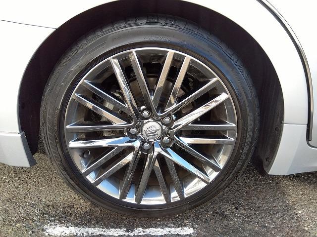 クラウンハイブリッド アスリートＳ　Ｊ－フロンティア☆ナビ☆黒革シート☆試乗ＯＫ☆　メーカーナビ☆ＤＶＤ再生☆Ｂｌｕｅｔｏｏｔｈ☆バックカメラ☆ナＴＣ☆専用ドラレコ☆専用レザー＆アルカンターラシート☆ハンドル＆シートヒータ☆プリクラッシュ☆レーダークルーズ☆オートハイビーム☆試乗ＯＫ（25枚目）