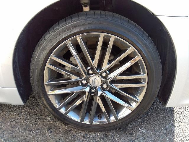 クラウンハイブリッド アスリートＳ　Ｊ－フロンティア☆ナビ☆黒革シート☆試乗ＯＫ☆　メーカーナビ☆ＤＶＤ再生☆Ｂｌｕｅｔｏｏｔｈ☆バックカメラ☆ナＴＣ☆専用ドラレコ☆専用レザー＆アルカンターラシート☆ハンドル＆シートヒータ☆プリクラッシュ☆レーダークルーズ☆オートハイビーム☆試乗ＯＫ（26枚目）