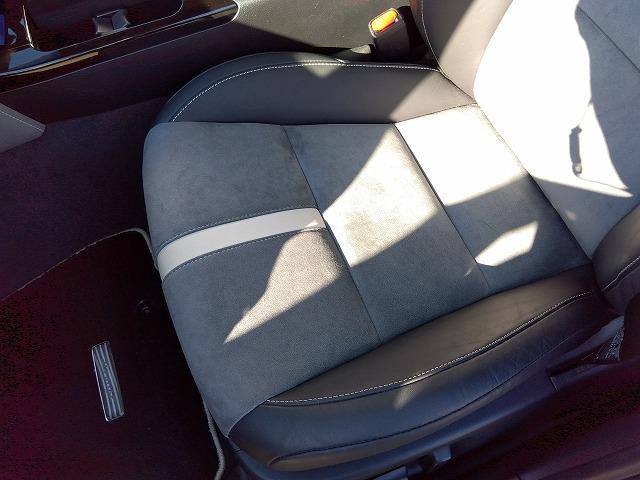 クラウンハイブリッド アスリートＳ　Ｊ－フロンティア☆ナビ☆黒革シート☆試乗ＯＫ☆　メーカーナビ☆ＤＶＤ再生☆Ｂｌｕｅｔｏｏｔｈ☆バックカメラ☆ナＴＣ☆専用ドラレコ☆専用レザー＆アルカンターラシート☆ハンドル＆シートヒータ☆プリクラッシュ☆レーダークルーズ☆オートハイビーム☆試乗ＯＫ（35枚目）