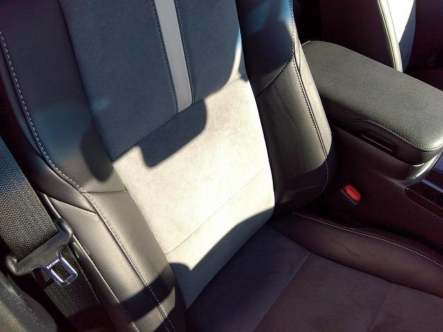 クラウンハイブリッド アスリートＳ　Ｊ－フロンティア☆ナビ☆黒革シート☆試乗ＯＫ☆　メーカーナビ☆ＤＶＤ再生☆Ｂｌｕｅｔｏｏｔｈ☆バックカメラ☆ナＴＣ☆専用ドラレコ☆専用レザー＆アルカンターラシート☆ハンドル＆シートヒータ☆プリクラッシュ☆レーダークルーズ☆オートハイビーム☆試乗ＯＫ（44枚目）