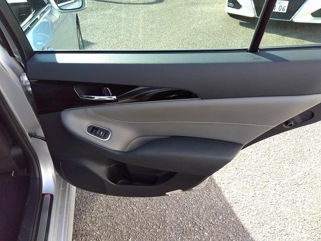 クラウンハイブリッド アスリートＳ　Ｊ－フロンティア☆ナビ☆黒革シート☆試乗ＯＫ☆　メーカーナビ☆ＤＶＤ再生☆Ｂｌｕｅｔｏｏｔｈ☆バックカメラ☆ナＴＣ☆専用ドラレコ☆専用レザー＆アルカンターラシート☆ハンドル＆シートヒータ☆プリクラッシュ☆レーダークルーズ☆オートハイビーム☆試乗ＯＫ（66枚目）