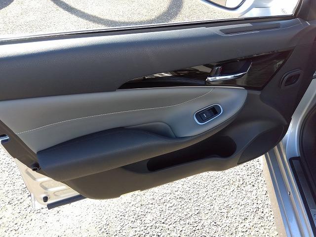 クラウンハイブリッド アスリートＳ　Ｊ－フロンティア☆ナビ☆黒革シート☆試乗ＯＫ☆　メーカーナビ☆ＤＶＤ再生☆Ｂｌｕｅｔｏｏｔｈ☆バックカメラ☆ナＴＣ☆専用ドラレコ☆専用レザー＆アルカンターラシート☆ハンドル＆シートヒータ☆プリクラッシュ☆レーダークルーズ☆オートハイビーム☆試乗ＯＫ（68枚目）