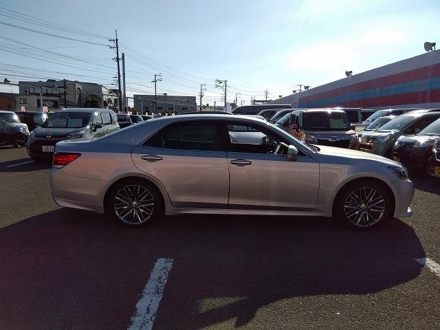 クラウンハイブリッド アスリートＳ　Ｊ－フロンティア☆ナビ☆黒革シート☆試乗ＯＫ☆　メーカーナビ☆ＤＶＤ再生☆Ｂｌｕｅｔｏｏｔｈ☆バックカメラ☆ナＴＣ☆専用ドラレコ☆専用レザー＆アルカンターラシート☆ハンドル＆シートヒータ☆プリクラッシュ☆レーダークルーズ☆オートハイビーム☆試乗ＯＫ（78枚目）