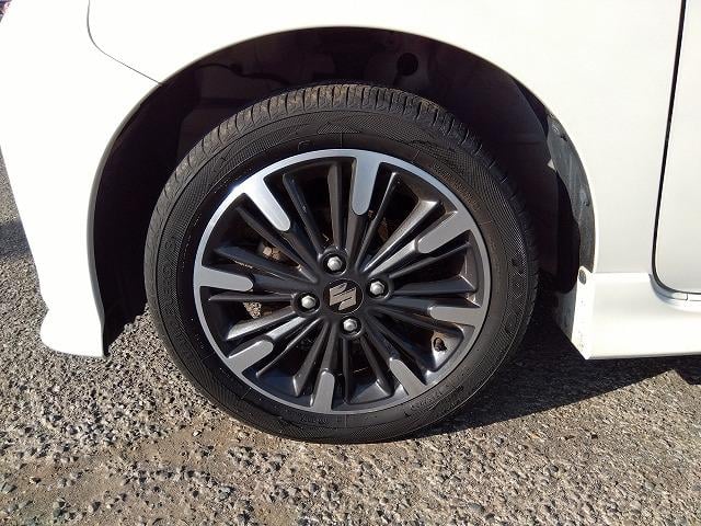 スペーシアカスタム ハイブリッドＸＳターボ☆８型ナビ☆修復歴無し☆禁煙車☆　８インチナビ・ＤＶＤ再生・ＣＤ録音・ＢＴｏｏｔｈ・Ｂカメラ・ＥＴＣ・前後ドラレコ・ハーフレザー＆ヒータ・パドルシフト・レーダーブレーキ・クルーズコント・ＬＥＤオートハイビーム・ＬＥＤフォグ・後方ソナー（25枚目）