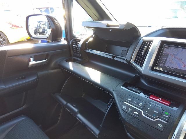 ステップワゴンスパーダ Ｚクールスピリット☆ナビ☆後席Ｍ☆半革Ｓ☆両電動Ｄ☆試乗ＯＫ　☆ナビ☆ＤＶＤ再生☆ＴＶ☆バックモニター☆後席モニター☆両側パワースライドドア☆黒ハーフレザーシート☆クルーズコントロール☆パドルシフト☆アルミホイール☆スマートキー☆走行５．１万ｋｍ☆試乗出来ます☆（56枚目）