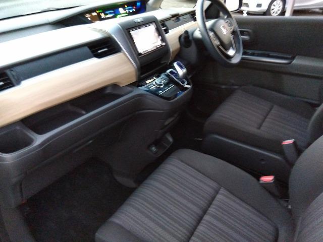 フリードハイブリッド ＨＶ－Ｇホンダセンシング☆後期型☆ナビ☆Ｂカメラ☆試乗ＯＫ☆　☆後期型☆ホンダセンシング☆追従クルコン☆ナビ☆バックカメラ☆ＤＶＤ再生☆Ｂｌｕｅｔｏｏｔｈ☆ドラレコ☆ＥＴＣ☆両側電動ドア☆コーナーソナー☆スマートキー☆ＬＥＤオートライト☆走行３．９万☆試乗ＯＫ☆（73枚目）