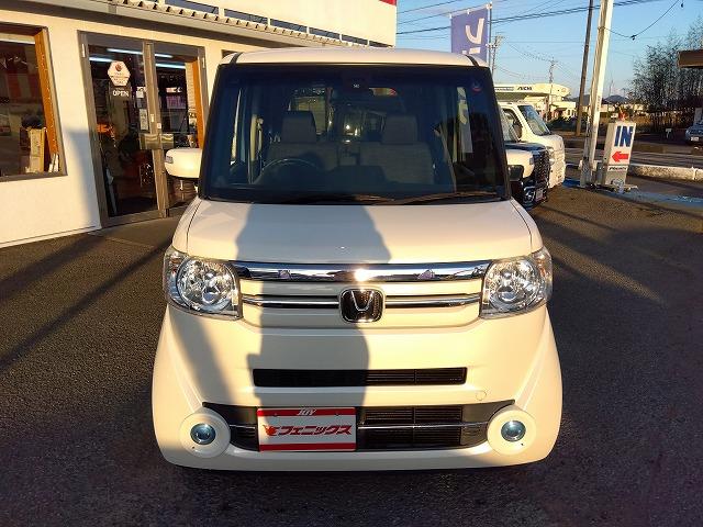 Ｎ－ＢＯＸ ＧＳＳｐｋｇ☆最終型☆ナビ☆Ｂカメラ☆走行５．３万☆試乗ＯＫ　☆最終型☆軽減ブレーキ☆ナビ☆ＤＶＤ再生☆Ｂｌｕｅｔｏｏｔｈ☆バックカメラ☆ステアリモコン☆シートヒーター☆ＨＩＤオートライト☆ＬＥＤフォグ☆シートバックテーブル☆両側電動ドア☆走行５．３万☆試乗ＯＫ（3枚目）