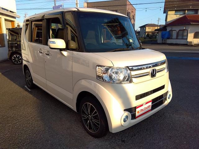 Ｎ－ＢＯＸ ＧＳＳｐｋｇ☆最終型☆ナビ☆Ｂカメラ☆走行５．３万☆試乗ＯＫ　☆最終型☆軽減ブレーキ☆ナビ☆ＤＶＤ再生☆Ｂｌｕｅｔｏｏｔｈ☆バックカメラ☆ステアリモコン☆シートヒーター☆ＨＩＤオートライト☆ＬＥＤフォグ☆シートバックテーブル☆両側電動ドア☆走行５．３万☆試乗ＯＫ（4枚目）