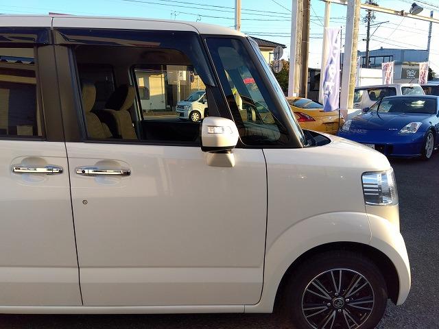 Ｎ－ＢＯＸ ＧＳＳｐｋｇ☆最終型☆ナビ☆Ｂカメラ☆走行５．３万☆試乗ＯＫ　☆最終型☆軽減ブレーキ☆ナビ☆ＤＶＤ再生☆Ｂｌｕｅｔｏｏｔｈ☆バックカメラ☆ステアリモコン☆シートヒーター☆ＨＩＤオートライト☆ＬＥＤフォグ☆シートバックテーブル☆両側電動ドア☆走行５．３万☆試乗ＯＫ（12枚目）