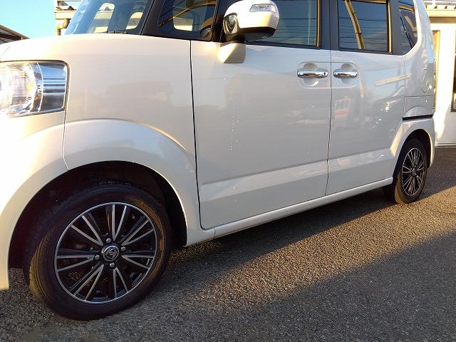 Ｎ－ＢＯＸ ＧＳＳｐｋｇ☆最終型☆ナビ☆Ｂカメラ☆走行５．３万☆試乗ＯＫ　☆最終型☆軽減ブレーキ☆ナビ☆ＤＶＤ再生☆Ｂｌｕｅｔｏｏｔｈ☆バックカメラ☆ステアリモコン☆シートヒーター☆ＨＩＤオートライト☆ＬＥＤフォグ☆シートバックテーブル☆両側電動ドア☆走行５．３万☆試乗ＯＫ（24枚目）