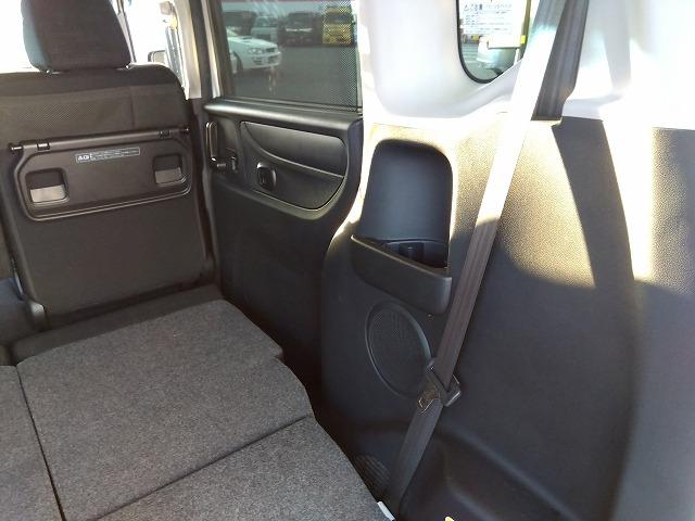 Ｎ－ＢＯＸ ＧＳＳｐｋｇ☆最終型☆ナビ☆Ｂカメラ☆走行５．３万☆試乗ＯＫ　☆最終型☆軽減ブレーキ☆ナビ☆ＤＶＤ再生☆Ｂｌｕｅｔｏｏｔｈ☆バックカメラ☆ステアリモコン☆シートヒーター☆ＨＩＤオートライト☆ＬＥＤフォグ☆シートバックテーブル☆両側電動ドア☆走行５．３万☆試乗ＯＫ（45枚目）