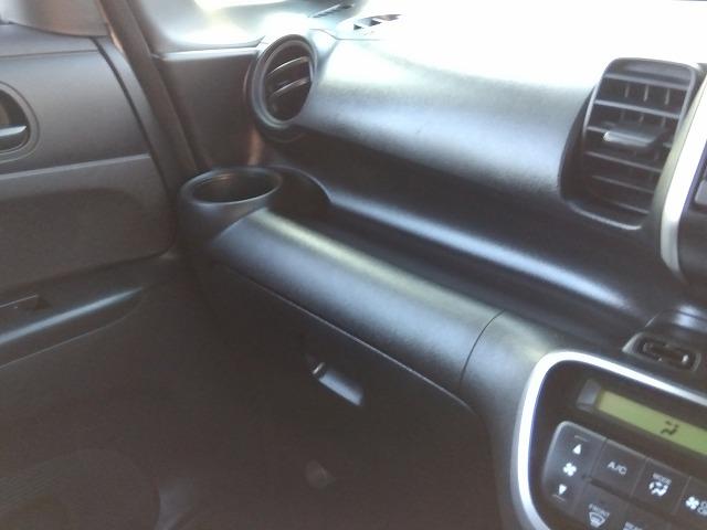 Ｎ－ＢＯＸ ＧＳＳｐｋｇ☆最終型☆ナビ☆Ｂカメラ☆走行５．３万☆試乗ＯＫ　☆最終型☆軽減ブレーキ☆ナビ☆ＤＶＤ再生☆Ｂｌｕｅｔｏｏｔｈ☆バックカメラ☆ステアリモコン☆シートヒーター☆ＨＩＤオートライト☆ＬＥＤフォグ☆シートバックテーブル☆両側電動ドア☆走行５．３万☆試乗ＯＫ（60枚目）