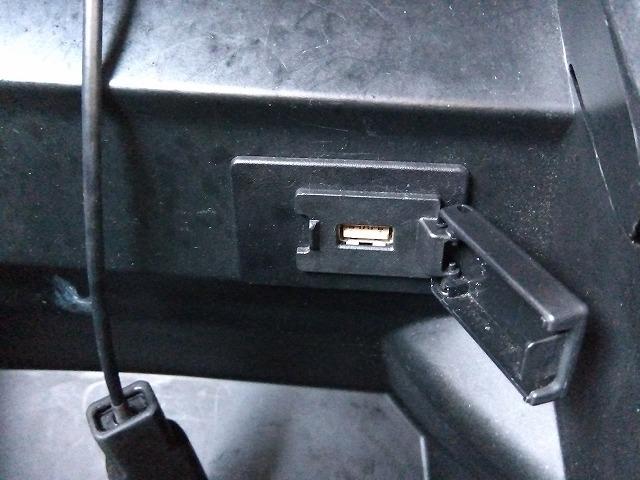 Ｎ－ＢＯＸ ＧＳＳｐｋｇ☆最終型☆ナビ☆Ｂカメラ☆走行５．３万☆試乗ＯＫ　☆最終型☆軽減ブレーキ☆ナビ☆ＤＶＤ再生☆Ｂｌｕｅｔｏｏｔｈ☆バックカメラ☆ステアリモコン☆シートヒーター☆ＨＩＤオートライト☆ＬＥＤフォグ☆シートバックテーブル☆両側電動ドア☆走行５．３万☆試乗ＯＫ（62枚目）