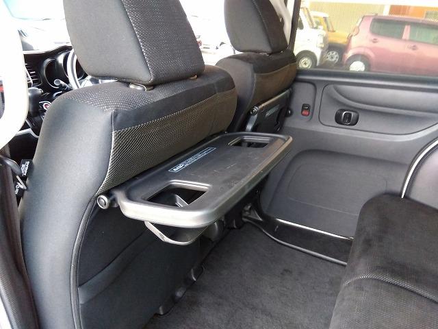 Ｎ－ＢＯＸ ＧＳＳｐｋｇ☆最終型☆ナビ☆Ｂカメラ☆走行５．３万☆試乗ＯＫ　☆最終型☆軽減ブレーキ☆ナビ☆ＤＶＤ再生☆Ｂｌｕｅｔｏｏｔｈ☆バックカメラ☆ステアリモコン☆シートヒーター☆ＨＩＤオートライト☆ＬＥＤフォグ☆シートバックテーブル☆両側電動ドア☆走行５．３万☆試乗ＯＫ（76枚目）