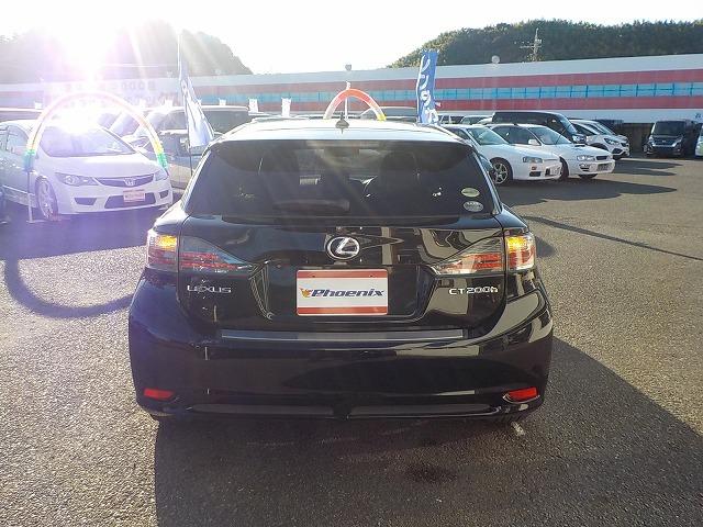 ＣＴ Ｆスポーツ☆黒革電動シート☆サンルーフ☆ナビ☆試乗出来ます☆　☆オプションサンルーフ☆オプション黒本革パワーシート☆ナビ☆バックカメラ☆Ｂｌｕｅｔｏｏｔｈ☆ＤＶＤ再生☆ＬＥＤヘッドライト☆スマートキー☆カードキー☆クルーズコントロール☆走行７．５万ｋｍ☆試乗ＯＫ（7枚目）