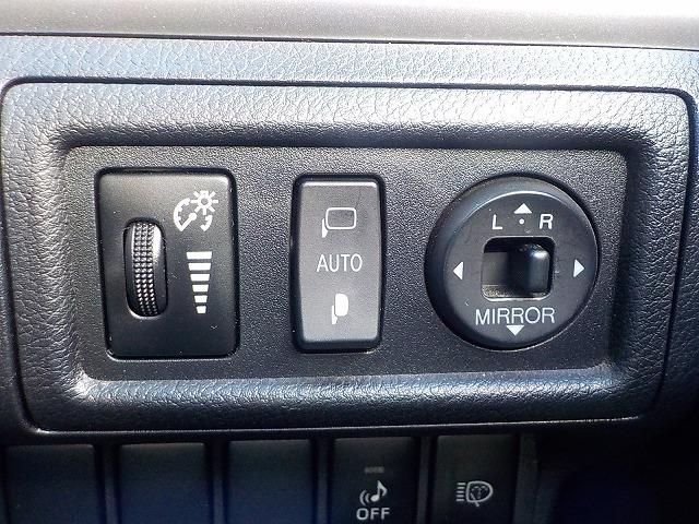 ＣＴ Ｆスポーツ☆黒革電動シート☆サンルーフ☆ナビ☆試乗出来ます☆　☆オプションサンルーフ☆オプション黒本革パワーシート☆ナビ☆バックカメラ☆Ｂｌｕｅｔｏｏｔｈ☆ＤＶＤ再生☆ＬＥＤヘッドライト☆スマートキー☆カードキー☆クルーズコントロール☆走行７．５万ｋｍ☆試乗ＯＫ（18枚目）