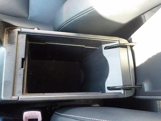 ＣＴ Ｆスポーツ☆黒革電動シート☆サンルーフ☆ナビ☆試乗出来ます☆　☆オプションサンルーフ☆オプション黒本革パワーシート☆ナビ☆バックカメラ☆Ｂｌｕｅｔｏｏｔｈ☆ＤＶＤ再生☆ＬＥＤヘッドライト☆スマートキー☆カードキー☆クルーズコントロール☆走行７．５万ｋｍ☆試乗ＯＫ（49枚目）