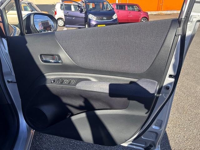 シエンタ Ｇ☆ナビ☆Ｂカメラ☆両側電動ドア☆走行３．１万ｋｍ☆試乗ＯＫ　軽減ブレーキ☆ナビ☆Ｂｌｕｅｔｏｏｔｈ☆ＤＶＤ再生☆バックカメラ☆ステアリモコン☆ＥＴＣ２．０☆オートライト☆オートハイビーム☆両側電動ドア☆スマートキー☆プッシュスタート☆走行３．１万ｋｍ☆試乗ＯＫ（50枚目）