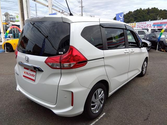 フリード Ｇホンダセンシング☆９型ナビ☆後席Ｍ☆走行４．３万☆試乗ＯＫ　ホンダセンシング☆軽減ブレーキ☆追従クルコン☆９型ナビ☆フリップダウンモニター☆ドラレコ☆コーナーソナー☆ＤＶＤ再生☆Ｂｌｕｅｔｏｏｔｈ☆ＥＴＣ☆両側パワースライドドア☆６人乗☆走行４．３万☆試乗ＯＫ（10枚目）
