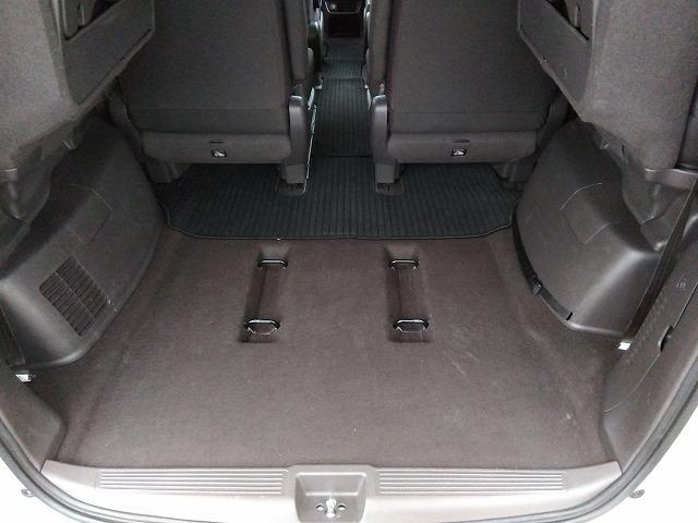 フリード Ｇホンダセンシング☆９型ナビ☆後席Ｍ☆走行４．３万☆試乗ＯＫ　ホンダセンシング☆軽減ブレーキ☆追従クルコン☆９型ナビ☆フリップダウンモニター☆ドラレコ☆コーナーソナー☆ＤＶＤ再生☆Ｂｌｕｅｔｏｏｔｈ☆ＥＴＣ☆両側パワースライドドア☆６人乗☆走行４．３万☆試乗ＯＫ（41枚目）