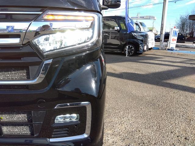 Ｎ－ＢＯＸカスタム ＥＸ☆ホンダセンシング☆後期型☆ナビ☆Ｂカメラ☆試乗出来ます　☆後期型☆ホンダセンシング☆軽減ブレーキ☆追従クルコン☆ナビ☆ＤＶＤ再生☆Ｂｌｕｅｔｏｏｔｈ☆バックカメラ☆ＥＴＣ☆シートヒーター☆スーパースライドシート☆両側電動ドア☆走行５．０万ｋｍ☆試乗出来ます（11枚目）