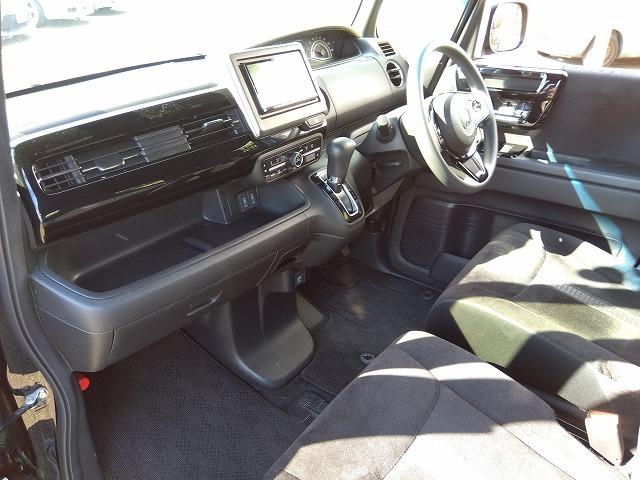 Ｎ－ＢＯＸカスタム ＥＸ☆ホンダセンシング☆後期型☆ナビ☆Ｂカメラ☆試乗出来ます　☆後期型☆ホンダセンシング☆軽減ブレーキ☆追従クルコン☆ナビ☆ＤＶＤ再生☆Ｂｌｕｅｔｏｏｔｈ☆バックカメラ☆ＥＴＣ☆シートヒーター☆スーパースライドシート☆両側電動ドア☆走行５．０万ｋｍ☆試乗出来ます（71枚目）