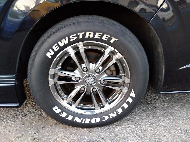 ハイエースバン スーパーＧＬダークプライム☆ディーゼル☆後席Ｍ☆ベッドキッド　ディーゼル☆１オーナー☆ベッドキッド☆革調シート☆テーブル＆ウッドパネル☆ＬＥＤテール☆シーケンシャルウィンカ☆Ｈｅａｒｔｓホイール☆ホワイトレター☆ルーフキャリア☆フロントリップ☆ナビ☆後席モニター（20枚目）