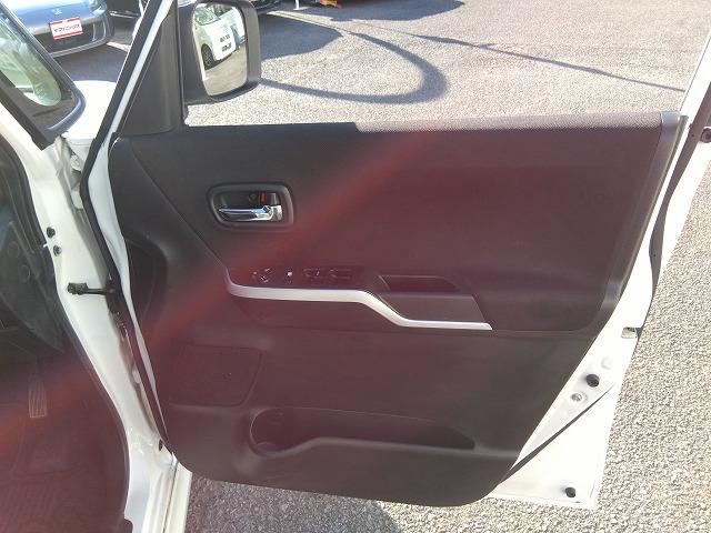 ソリオ ＨＶ－ＳＺ☆８型ナビ全方位Ｍ両電動ドア走行３．９万☆試乗ＯＫ　☆ストロングハイブリッド☆８型ナビ☆全方位カメラ☆ＤＶＤ再生☆Ｂｌｕｅｔｏｏｔｈ☆両側電動ドア☆軽減ブレーキ☆クルーズコントロール☆ＨＩＤオートライト☆シートヒーター☆走行３．９万ｋｍ☆試乗出来ます☆（68枚目）