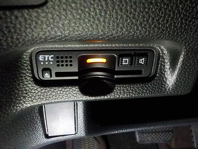 Ｎ－ＢＯＸカスタム Ｇ・Ｌホンダセンシング☆操舵支援☆禁煙車☆試乗ＯＫ☆　社外ナビ・ＤＶＤ再生・ＣＤ録音・ＢＴｏｏｔｈ・Ｗｉｆｉ対応・Ｂカメラ・ビルトインＥＴＣ・前席ヒーター・レーダークルーズ＆操舵支援・ホンダセンシング・ＬＥＤオートハイビーム・ＬＥＤフォグ・ＵＳＢ充電（20枚目）