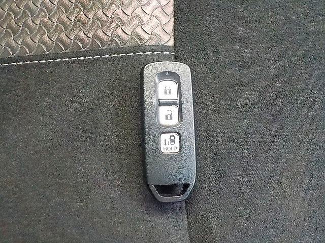 Ｎ－ＢＯＸカスタム Ｇ・Ｌホンダセンシング☆操舵支援☆禁煙車☆試乗ＯＫ☆　社外ナビ・ＤＶＤ再生・ＣＤ録音・ＢＴｏｏｔｈ・Ｗｉｆｉ対応・Ｂカメラ・ビルトインＥＴＣ・前席ヒーター・レーダークルーズ＆操舵支援・ホンダセンシング・ＬＥＤオートハイビーム・ＬＥＤフォグ・ＵＳＢ充電（53枚目）