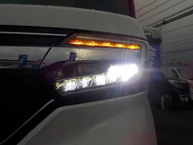 Ｎ－ＢＯＸカスタム Ｇ・Ｌホンダセンシング☆操舵支援☆禁煙車☆試乗ＯＫ☆　社外ナビ・ＤＶＤ再生・ＣＤ録音・ＢＴｏｏｔｈ・Ｗｉｆｉ対応・Ｂカメラ・ビルトインＥＴＣ・前席ヒーター・レーダークルーズ＆操舵支援・ホンダセンシング・ＬＥＤオートハイビーム・ＬＥＤフォグ・ＵＳＢ充電（64枚目）