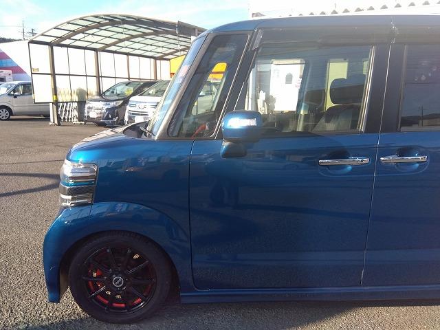 Ｎ－ＢＯＸカスタム Ｇ・ターボＡパッケージ☆ＴＥＩＮ車高調☆後席モニタ☆禁煙車☆　純正ナビ・ＤＶＤ再生・ＣＤ録音・Ｉｐｏｄ接続・ＵＳＢ＆ＢＴｏｏｔｈ・Ｂカメラ・純正後席フリップダウン・ＴＥＩＮ車高調・マナレイ１５インチアルミ・パドルシフト・クルーズコント・ＣＴＢＡ衝突軽減（6枚目）