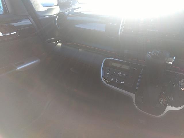 Ｎ－ＢＯＸカスタム Ｇ・ターボＡパッケージ☆ＴＥＩＮ車高調☆後席モニタ☆禁煙車☆　純正ナビ・ＤＶＤ再生・ＣＤ録音・Ｉｐｏｄ接続・ＵＳＢ＆ＢＴｏｏｔｈ・Ｂカメラ・純正後席フリップダウン・ＴＥＩＮ車高調・マナレイ１５インチアルミ・パドルシフト・クルーズコント・ＣＴＢＡ衝突軽減（60枚目）