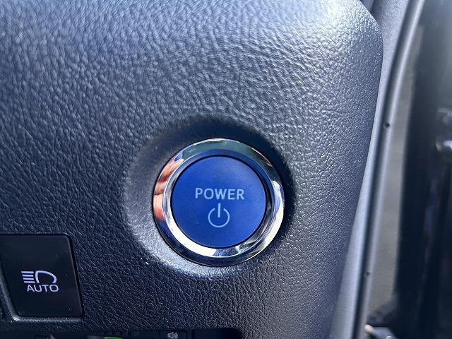 当社展示車は、全車基本４８項目の点検・走行テスト済み！！基準クリアの厳選中古車のみをご提供しております。納車時は気持ち良く・もしもの時も安心の「安心パック」も好評販売中！！