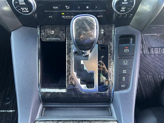 お支払いをローンでお考えの方は、お得な車検パックのご契約で、実質年率３．９％をご利用いただけます。次回の車検代行、エンジンオイル交換３回が無料、撥水コーティングなどが付いたお買い得プランです。