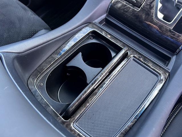 当社展示車は、全車基本４８項目の点検・走行テスト済み！！基準クリアの厳選中古車のみをご提供しております。納車時は気持ち良く・もしもの時も安心の「安心パック」も好評販売中！！