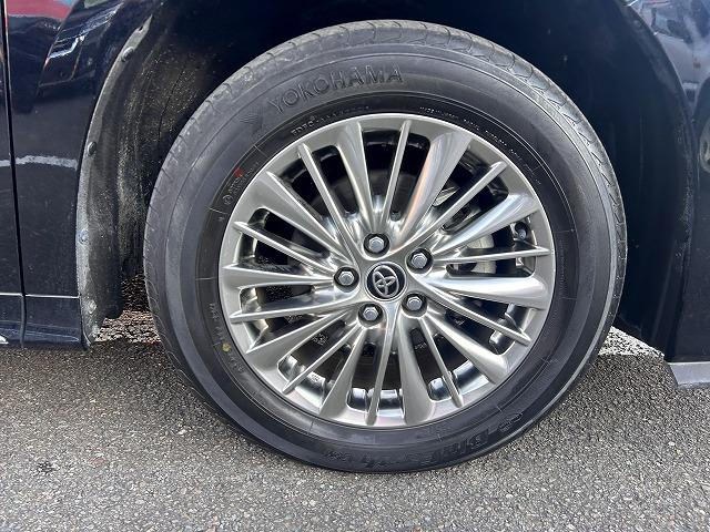 スマフォ連携９型ディスプレイオーディオ・Ａｐｐｌｅ＆Ａｎｄｒｏｉｄ・ミラキャスト・ＨＤＭＩ入力・後席１２型フリップダウン・コーナーソナー・専用ハーフレザー＆オットマン・プリクラッシュ操舵支援