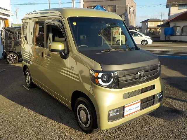 Ｎ－ＶＡＮ＋スタイル ファン・ターボホンダセンシング☆純正ナビ☆操舵支援☆試乗ＯＫ　純正ナビ・ＤＶＤ再生・ＢＴｏｏｔｈ・ＮａｖｉＣｏｎ対応・Ｂカメラ・ナビ連動ＥＴＣ・前後ドラレコ・ボンネットラッピング・オーバヘッドシェルフ・インナーサイドパイプ・レーダークルーズ＆操舵支援（4枚目）
