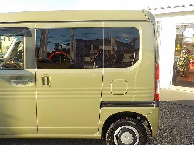 Ｎ－ＶＡＮ＋スタイル ファン・ターボホンダセンシング☆純正ナビ☆操舵支援☆試乗ＯＫ　純正ナビ・ＤＶＤ再生・ＢＴｏｏｔｈ・ＮａｖｉＣｏｎ対応・Ｂカメラ・ナビ連動ＥＴＣ・前後ドラレコ・ボンネットラッピング・オーバヘッドシェルフ・インナーサイドパイプ・レーダークルーズ＆操舵支援（7枚目）