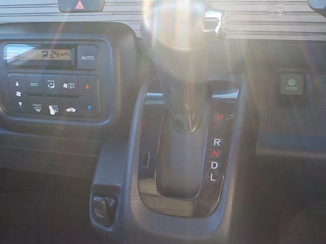 Ｎ－ＶＡＮ＋スタイル ファン・ターボホンダセンシング☆純正ナビ☆操舵支援☆試乗ＯＫ　純正ナビ・ＤＶＤ再生・ＢＴｏｏｔｈ・ＮａｖｉＣｏｎ対応・Ｂカメラ・ナビ連動ＥＴＣ・前後ドラレコ・ボンネットラッピング・オーバヘッドシェルフ・インナーサイドパイプ・レーダークルーズ＆操舵支援（65枚目）