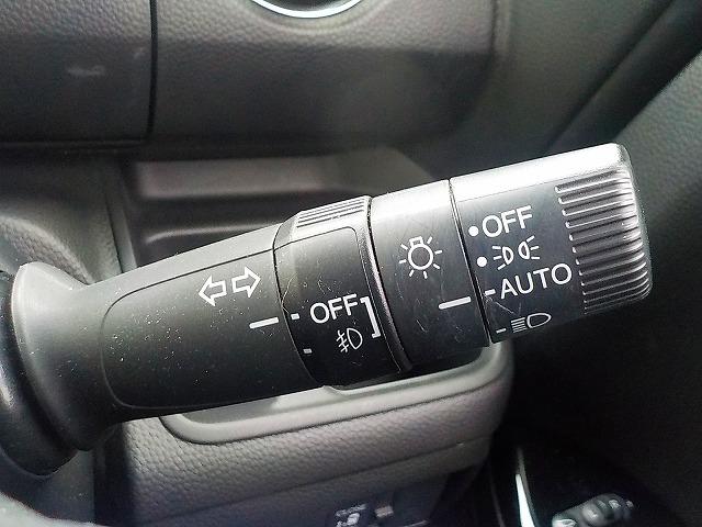 Ｎ－ＢＯＸカスタム Ｌ☆後期型☆電動パーキングブレーキ付き☆試乗できます☆　純正ナビ☆Ｂｌｕｅｔｏｏｔｈ＆ＵＳＢ接続☆ＤＶＤ再生☆バックカメラ☆ＥＴＣ☆前後ドラレコ☆衝突軽減ブレーキ☆追従クルコン☆電動パーキング☆ＬＥＤオートハイビーム☆ＬＥＤフォグ☆禁煙車☆試乗できます☆（15枚目）