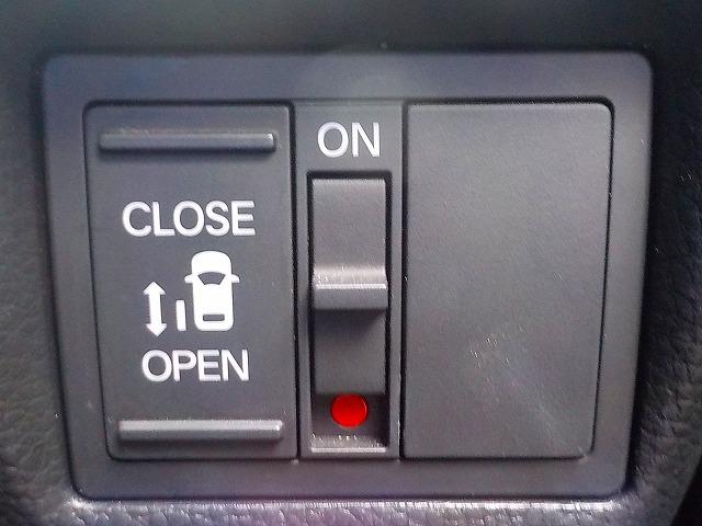 Ｎ－ＢＯＸカスタム Ｌ☆後期型☆電動パーキングブレーキ付き☆試乗できます☆　純正ナビ☆Ｂｌｕｅｔｏｏｔｈ＆ＵＳＢ接続☆ＤＶＤ再生☆バックカメラ☆ＥＴＣ☆前後ドラレコ☆衝突軽減ブレーキ☆追従クルコン☆電動パーキング☆ＬＥＤオートハイビーム☆ＬＥＤフォグ☆禁煙車☆試乗できます☆（17枚目）