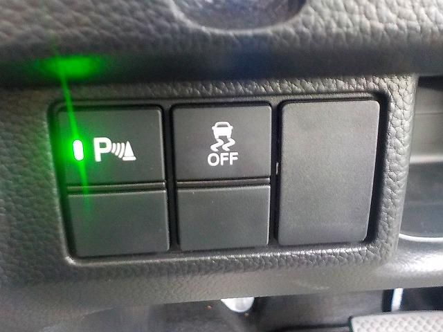 Ｎ－ＢＯＸカスタム Ｌ☆後期型☆電動パーキングブレーキ付き☆試乗できます☆　純正ナビ☆Ｂｌｕｅｔｏｏｔｈ＆ＵＳＢ接続☆ＤＶＤ再生☆バックカメラ☆ＥＴＣ☆前後ドラレコ☆衝突軽減ブレーキ☆追従クルコン☆電動パーキング☆ＬＥＤオートハイビーム☆ＬＥＤフォグ☆禁煙車☆試乗できます☆（20枚目）